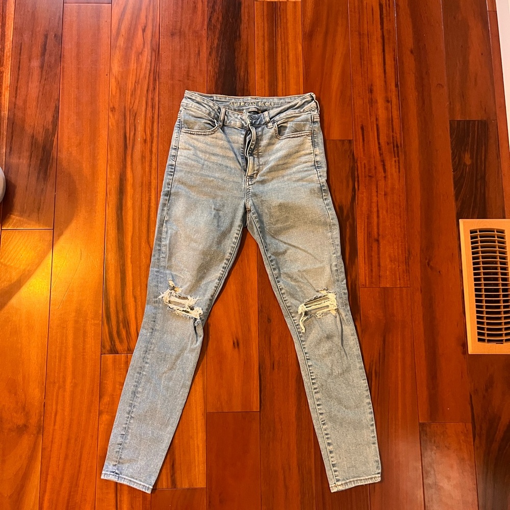 American Eagle Outfitters Light Blue Ripped Skinny Jeans/Jeggings